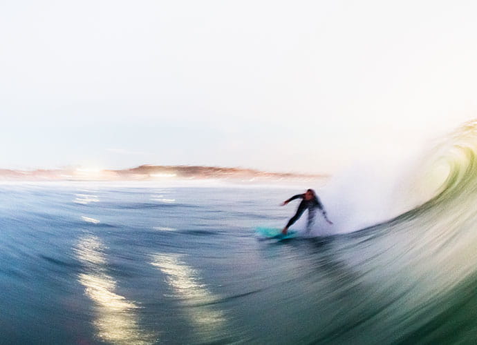 Surfer riding a wabe